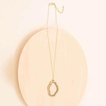 Artisan Crafted: Labradorite Gemstone Gold Pendant.