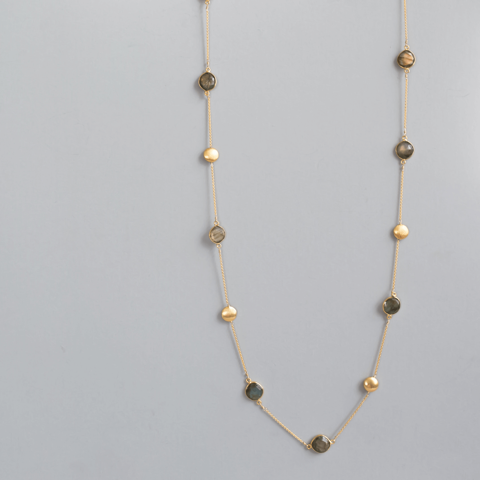 Unique Gold with Versatile Labradorite gemstones Long Chain