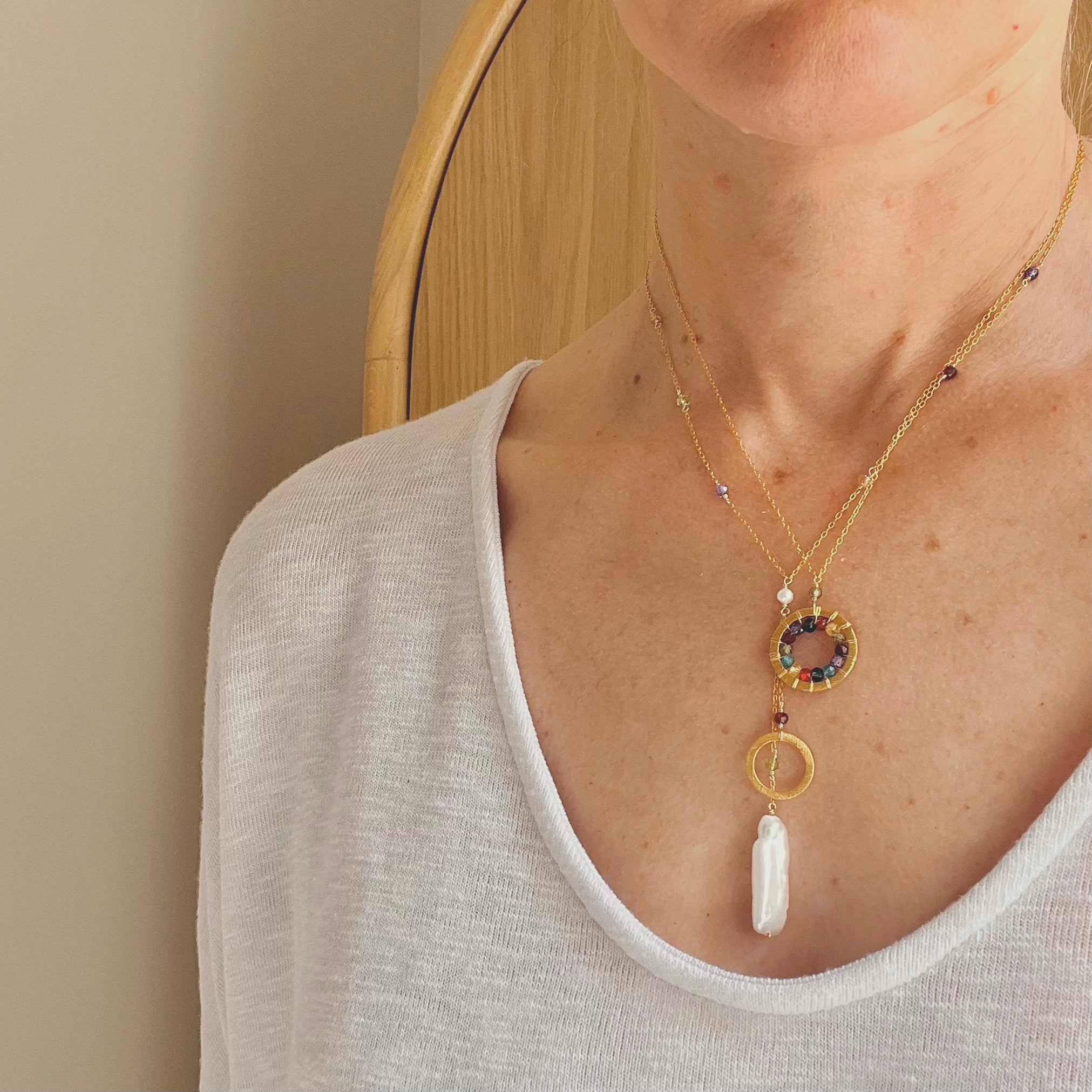 Elegant Modern Circle Rainbow Gemstones Gold Necklace