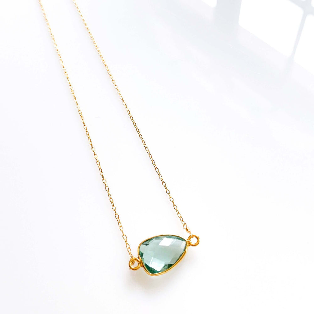 Minimalist Gold Necklaces with Bezel-Set Green Amethyst Stone