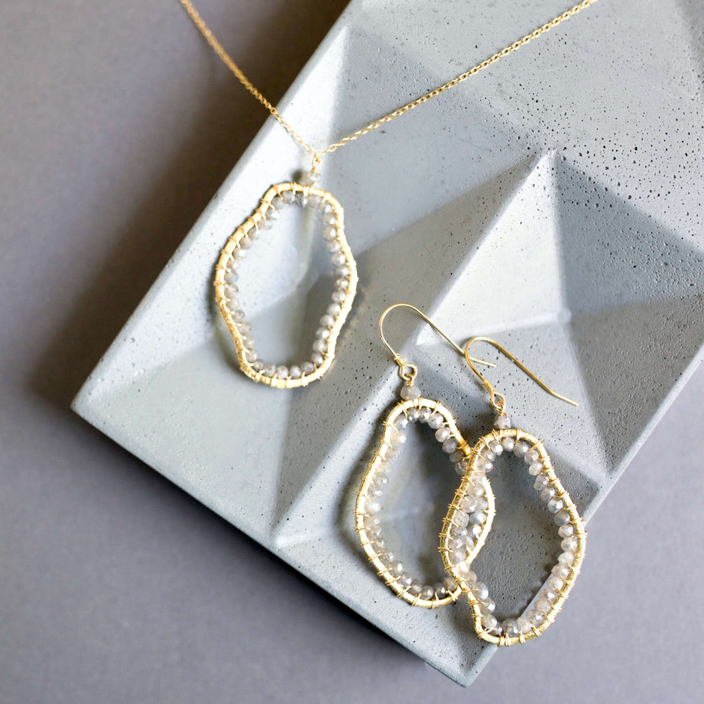 Completely one-of-a-kind Labradorite gold pendant and earrings set