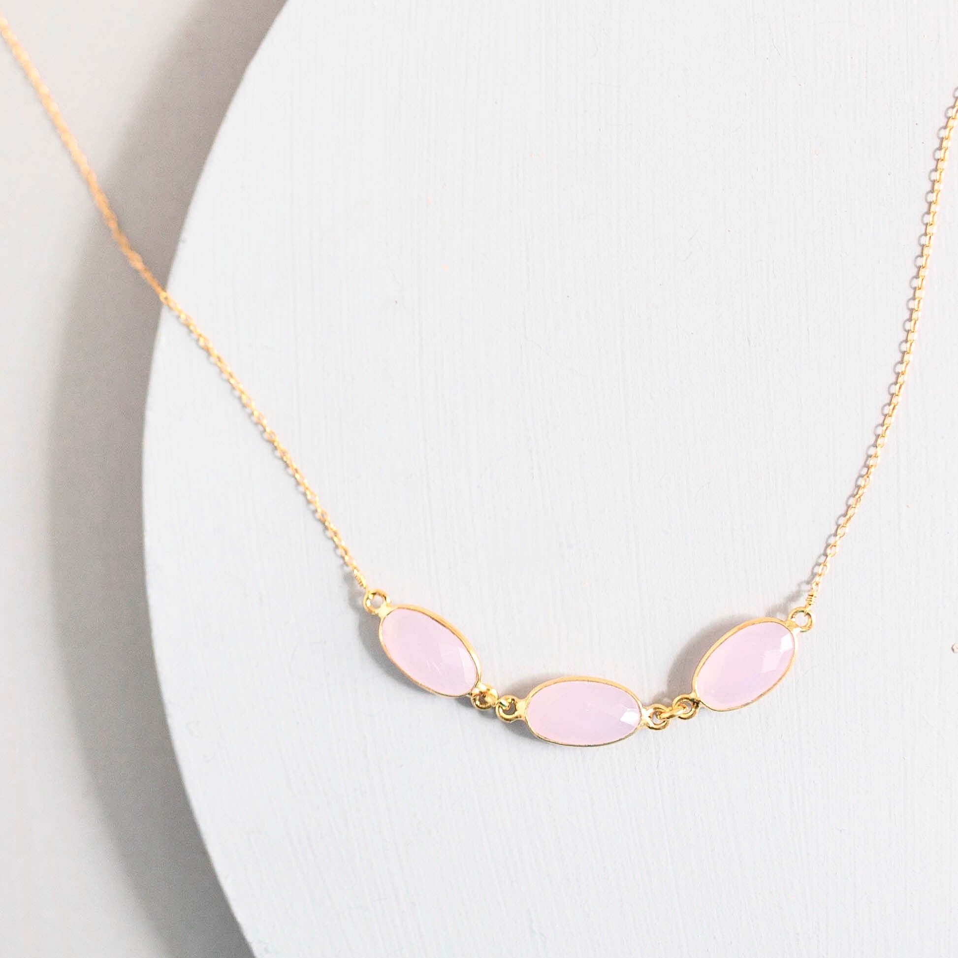 Gold Chic and easy everyday necklace with three bezel-set rose quartz gemstones