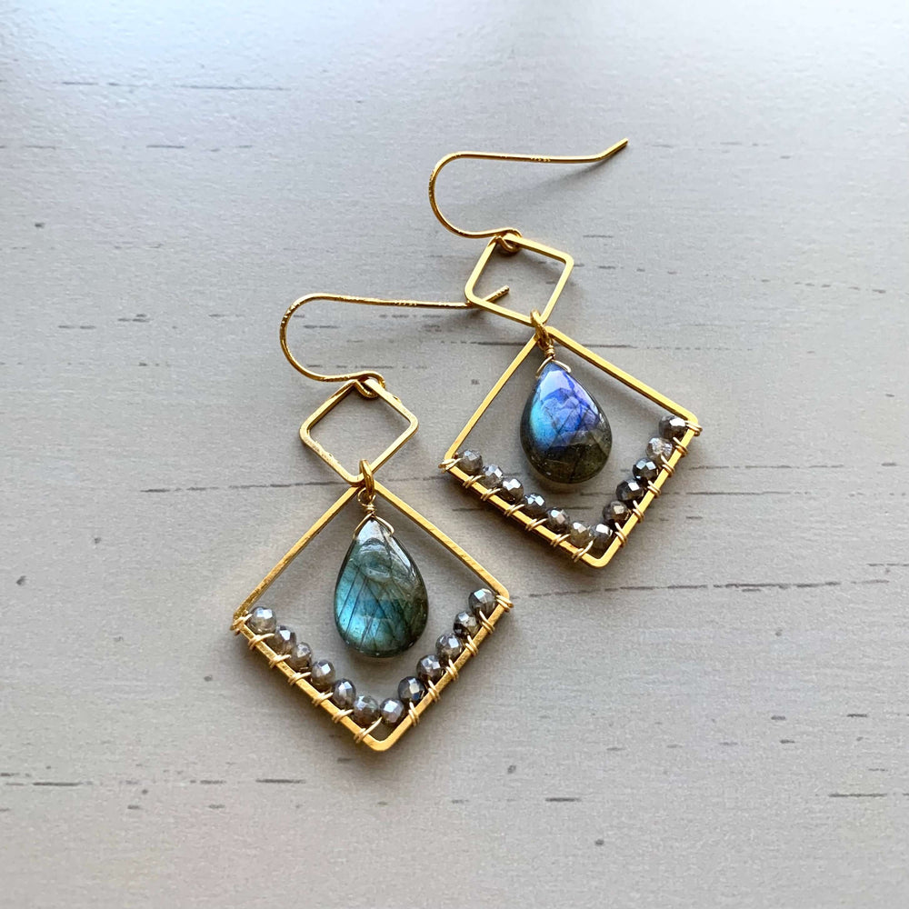 Smooth 'flash' labradorite gemstones Gold Geometric Earrings