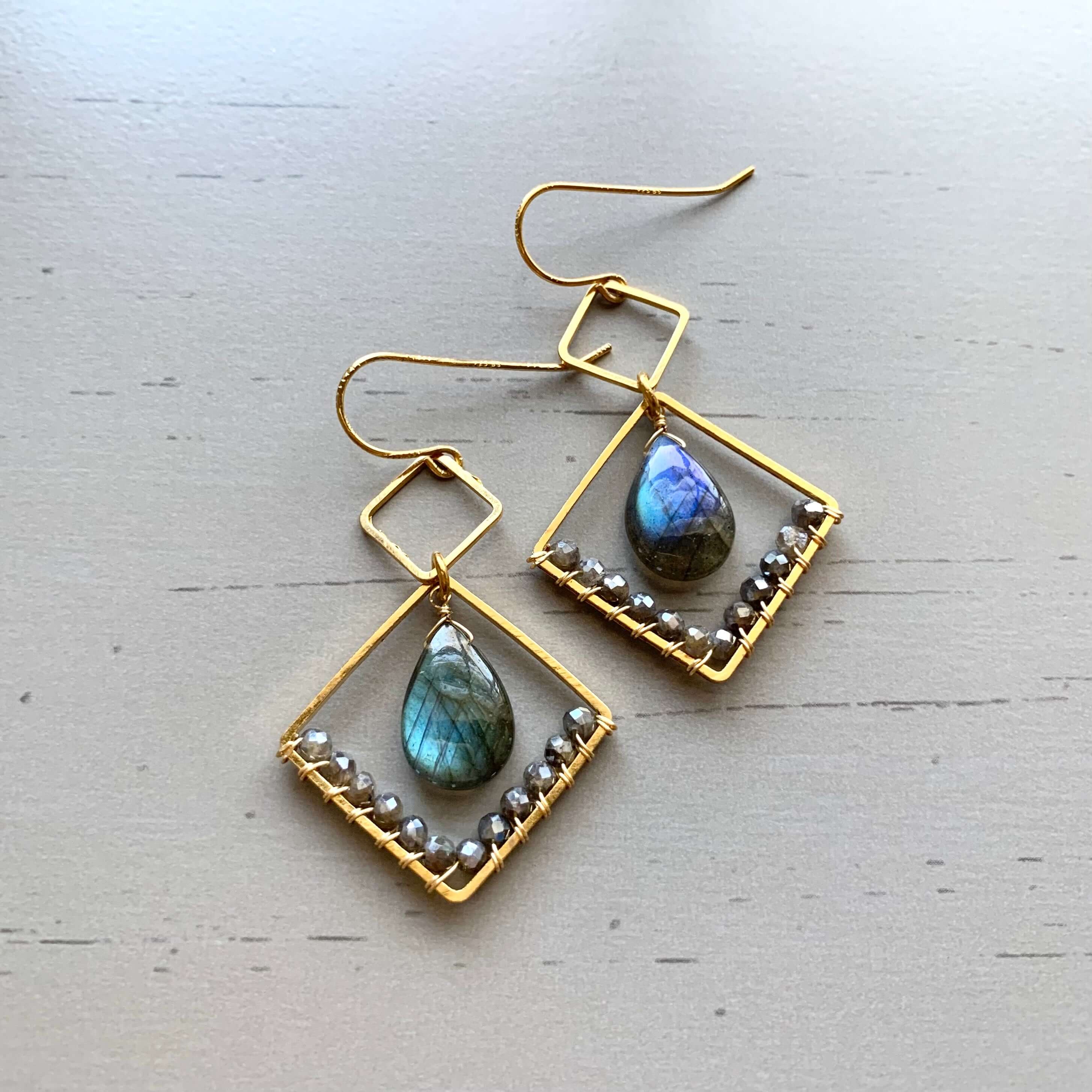 Smooth 'flash' labradorite gemstones Gold Geometric Earrings