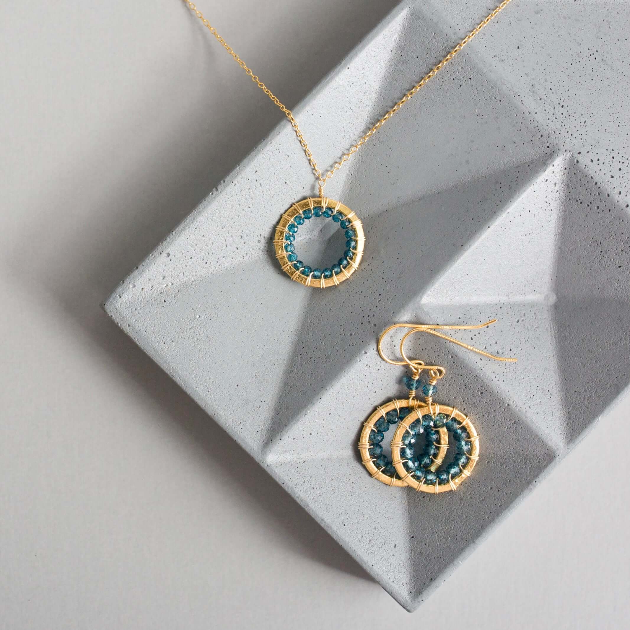 Elegant Modern Circle with London Blue Quartz Gemstones Jewelry Set 